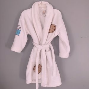 White milk and cookies robe